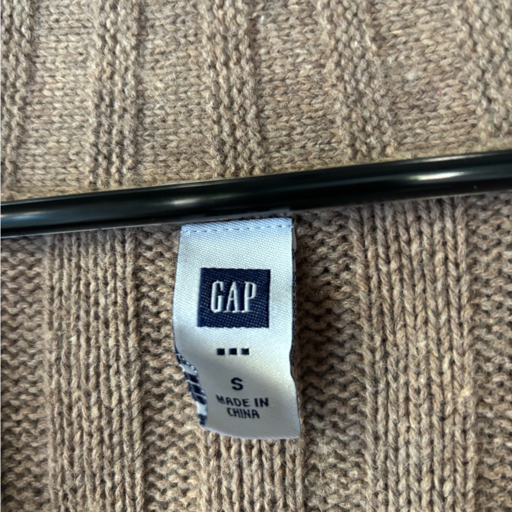GAP Y2K Light Brown Ribbed V Neck Sweater S - Picture 5 of 5